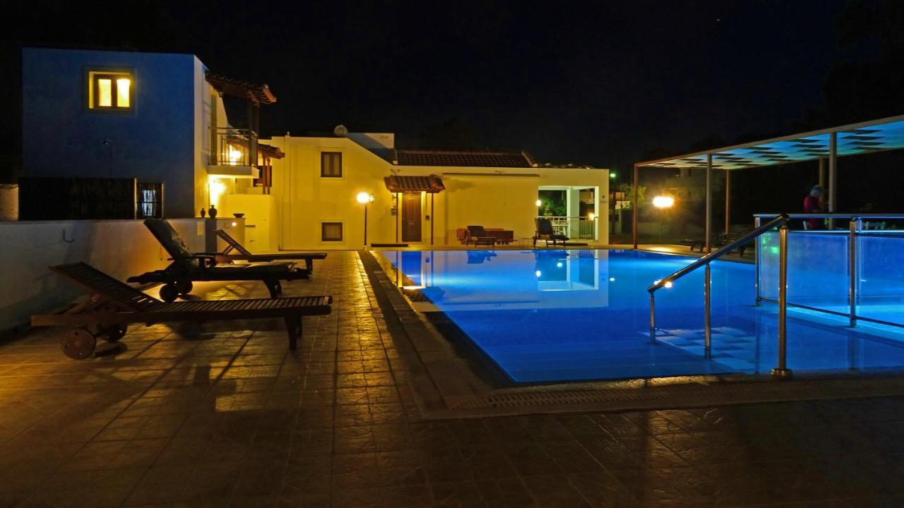 טרולוס Parissis Eden Villas Skiathos מראה חיצוני תמונה