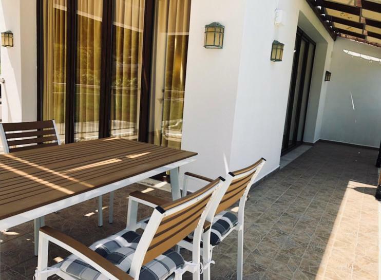 טרולוס Parissis Eden Villas Skiathos מראה חיצוני תמונה