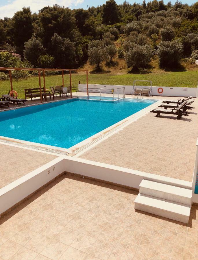 טרולוס Parissis Eden Villas Skiathos מראה חיצוני תמונה